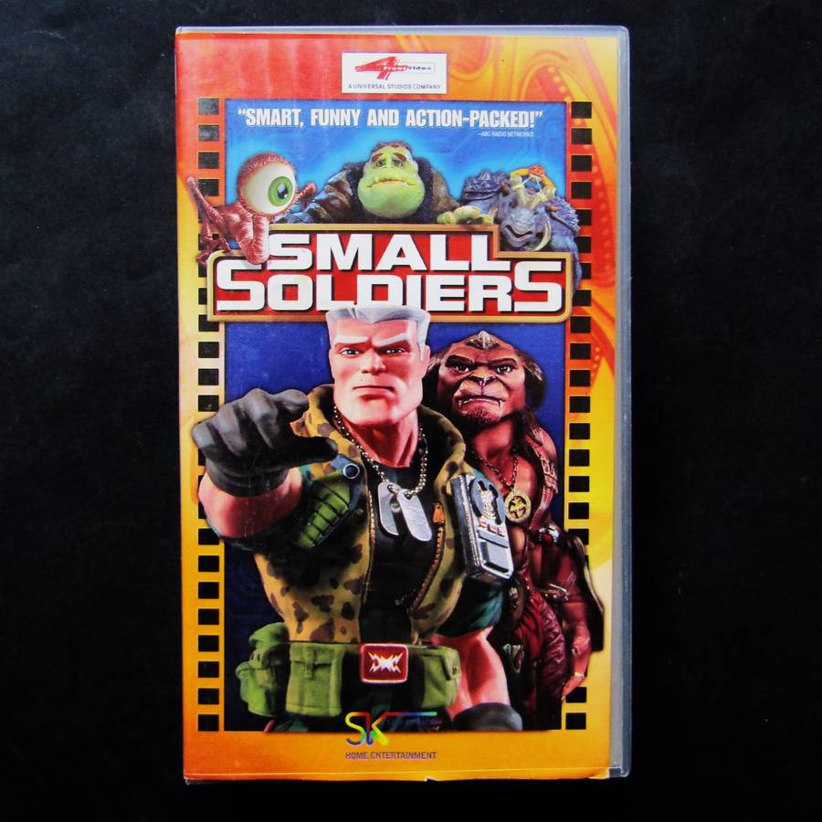 Small Soldiers - Movie VHS Tape (1999)