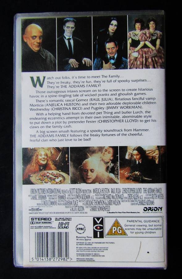 The Addams Family - Movie VHS Tape (1996)