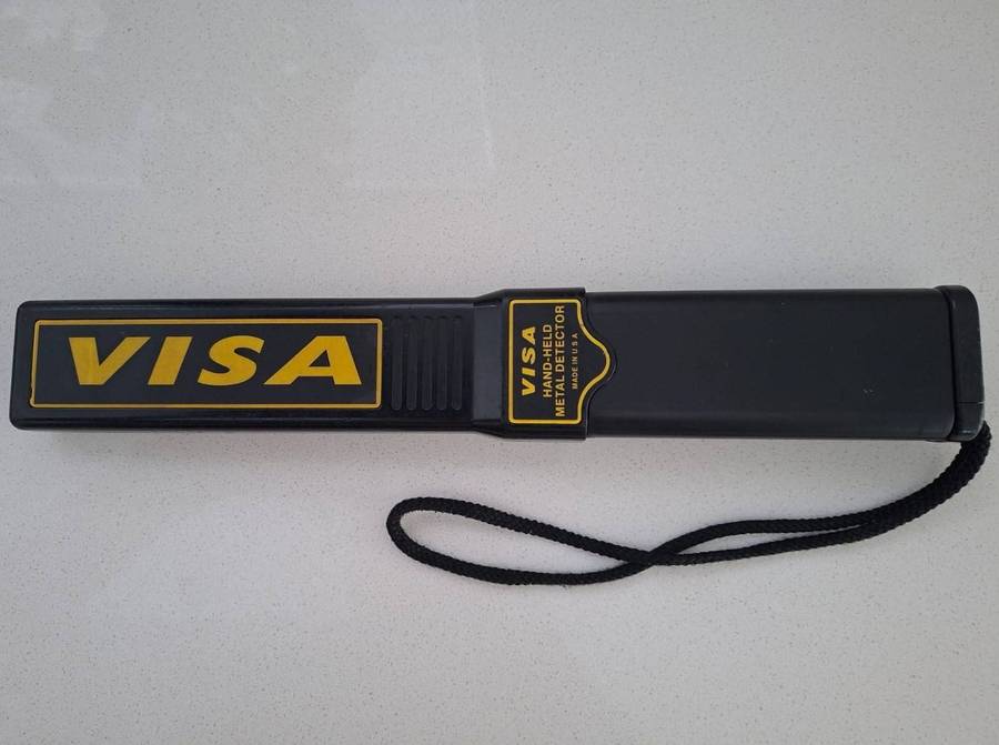 Old VISA Made in USA Hand-Held Metal Detector