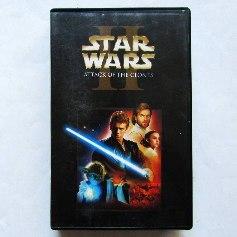 Star Wars II - Attack of the Clones - Movie VHS Tape (2002)