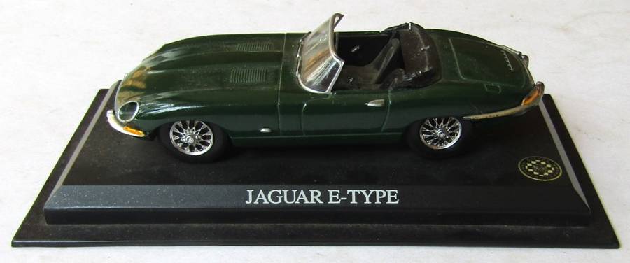 Jaguar E Type 1:43 Scale Model Car
