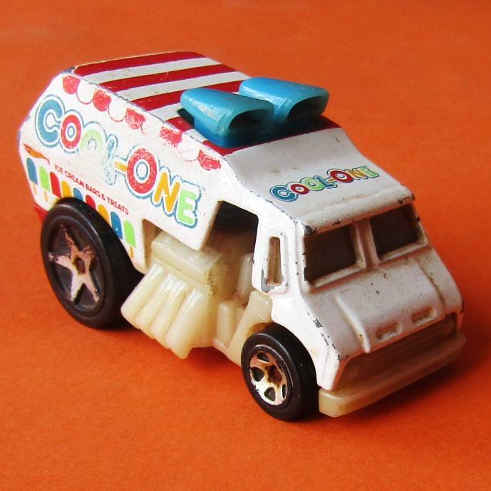 Old Hot Wheels Cool One Van