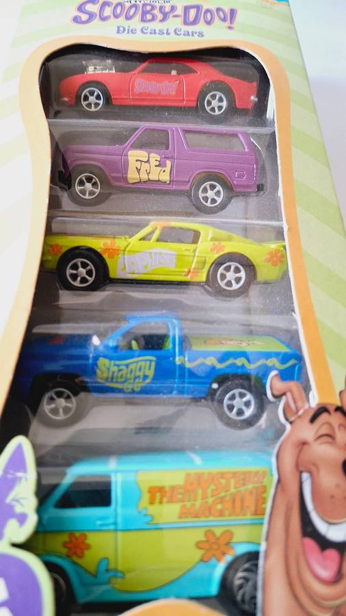 Racing Champions Scooby-Doo Die Cast Cars - Collectable Toy Vehicles
