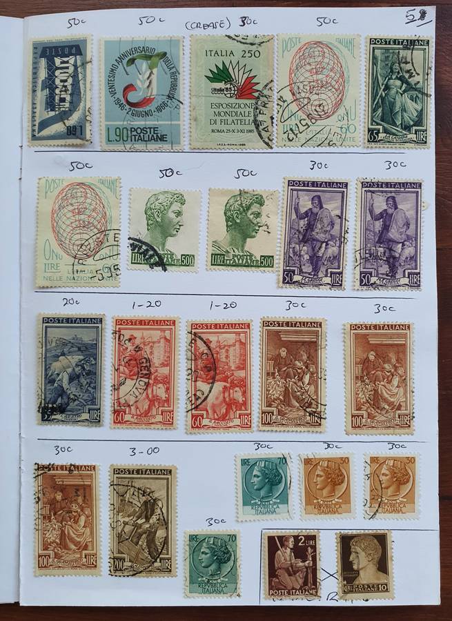 STAMPS OF ITALY - BOOKLET OF MIXED LOT