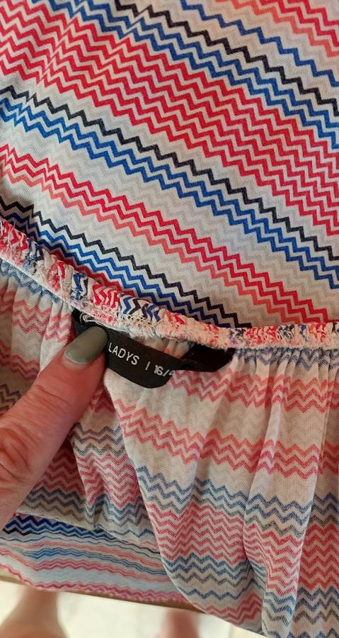 Ladies MILADYS striped off-the shoulder blouse Size 16