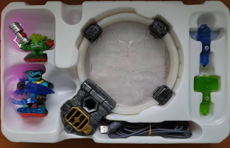 Skylanders Trap Team: Starter Pack - Sony PS4