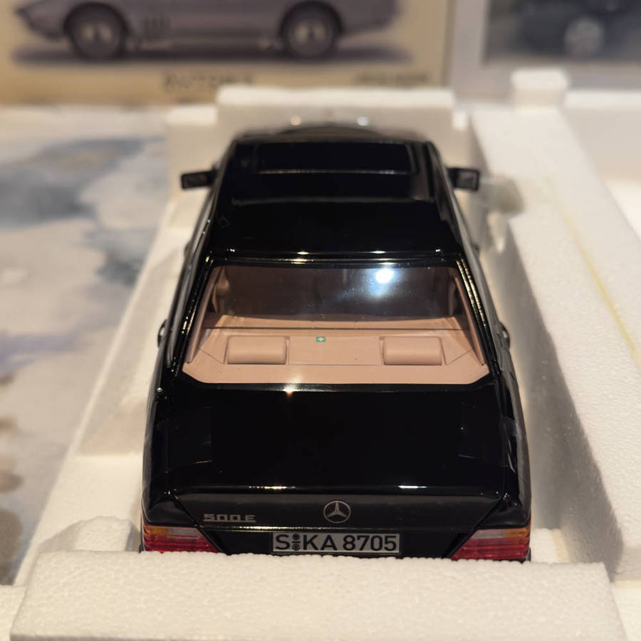 1/18 Mercedes Benz 500 E by Norev