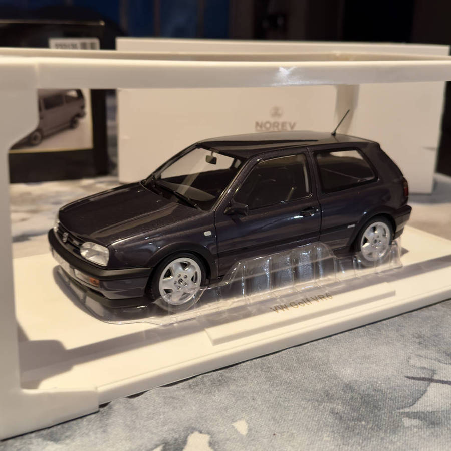 1/18 Volkswagen Golf 3 VR6 by Norev