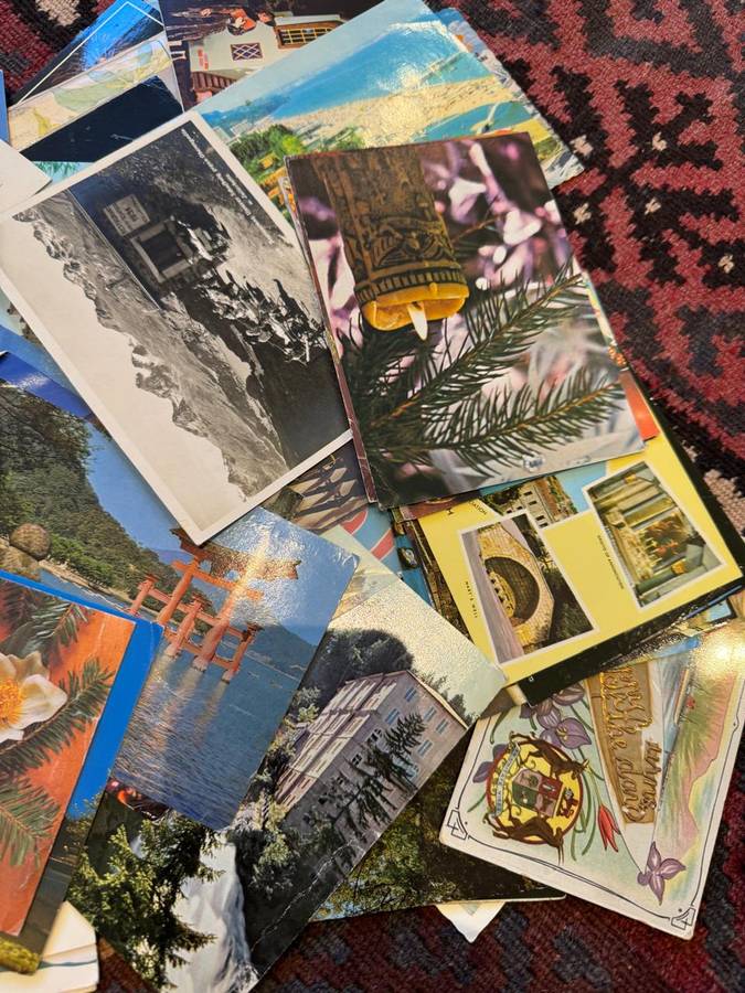 postcards x100 unused