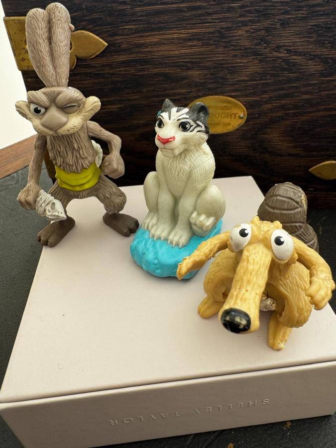 ICE AGE MCDONALD FIGURINES X3