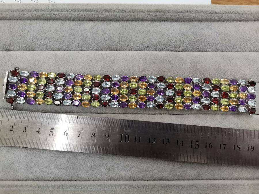 Sterling Silver: Bracelet Decorated with Multiple Semi-Precious Stones - Size 18.5cm/2.5cm