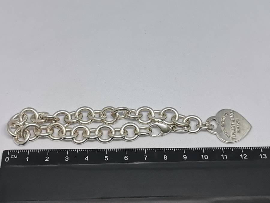 Beautiful Silver Tiffany & Co with Heart Bracelet