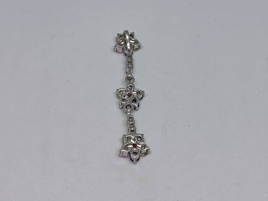 Silver Dangling Flower Pendant
