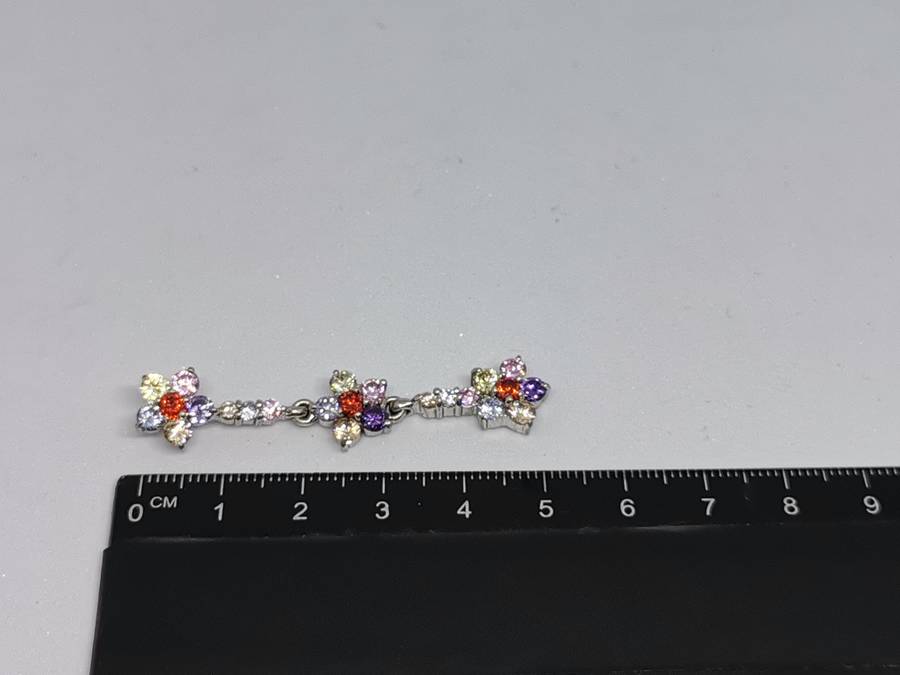 Silver Dangling Flower Pendant