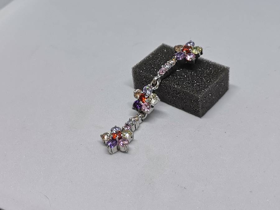 Silver Dangling Flower Pendant