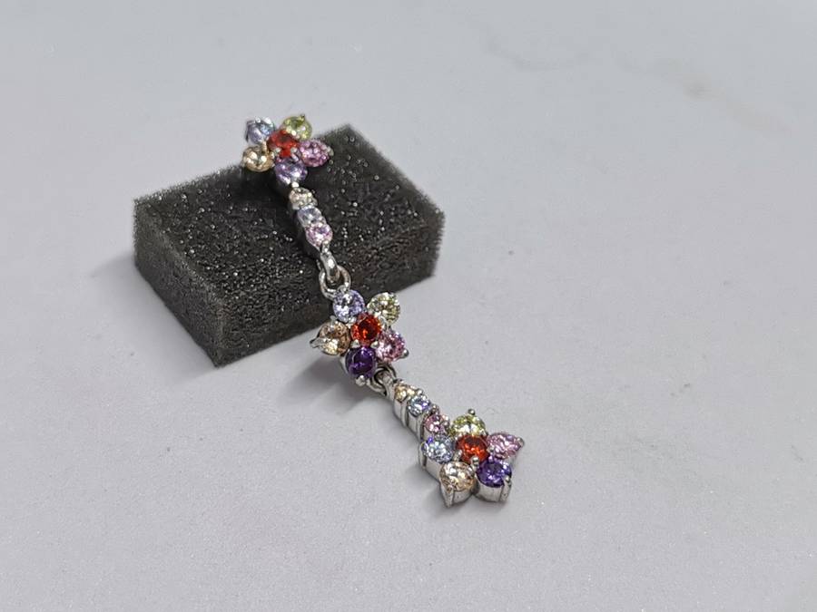 Silver Dangling Flower Pendant