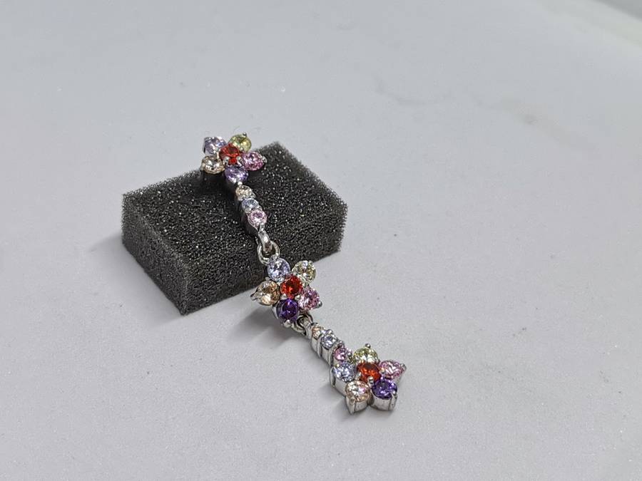 Silver Dangling Flower Pendant