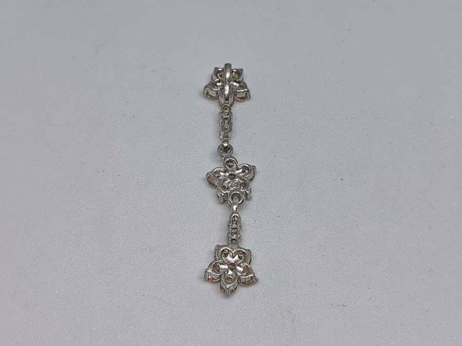 Silver Dangling Flower Pendant