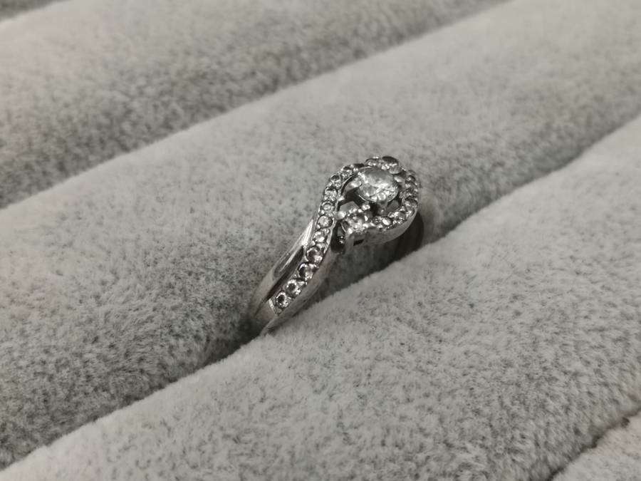 925Silver: Dazzling Ring - Multiple CZ - Size P