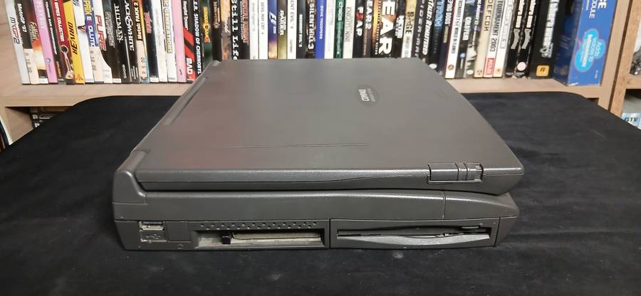 Compaq Armada 1573D P1 Laptop