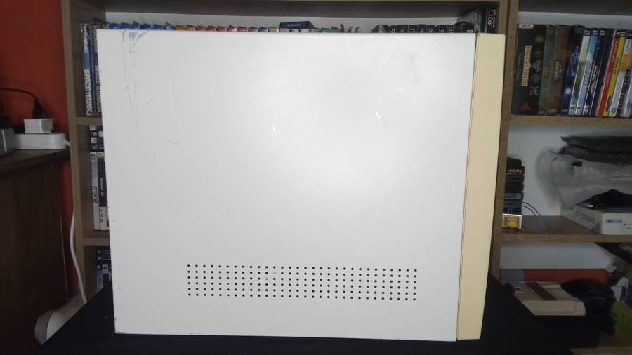 Intel Pentium 120MHz computer