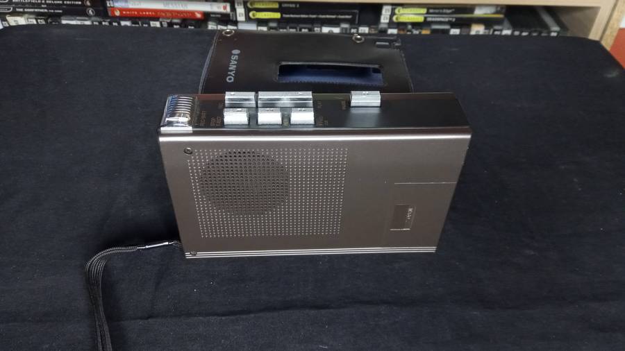 Bundle Lot 3 x faulty Walkmans