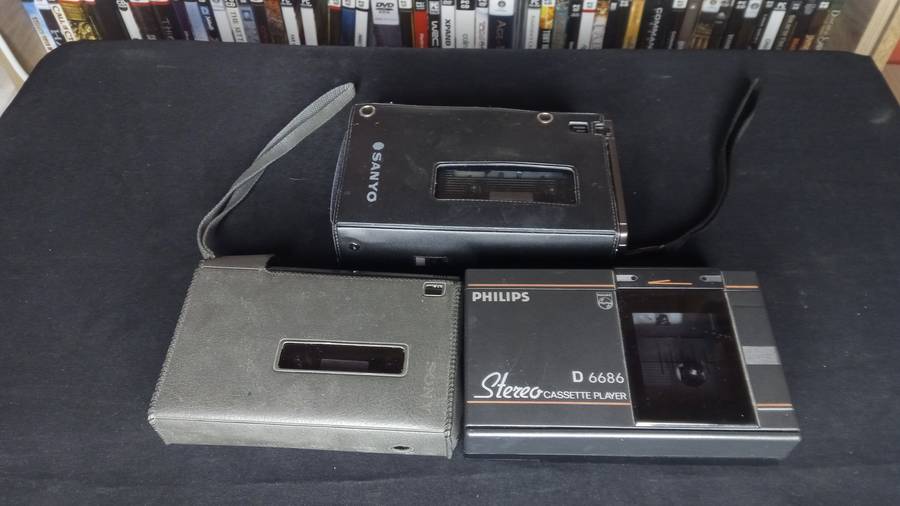 Bundle Lot 3 x faulty Walkmans