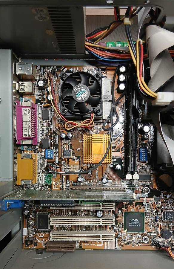 Mecer PIII Celeron 600MHz Computer