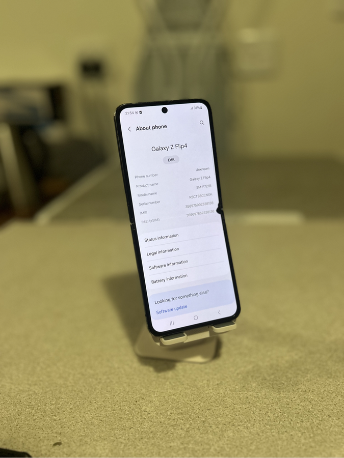 Samsung Galaxy Z Flip 4 5G 256GB Graphite