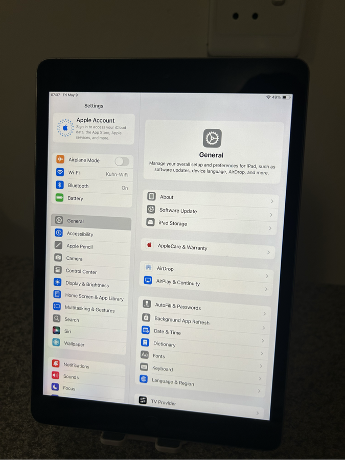 Apple IPad 9th Gen 64 GB