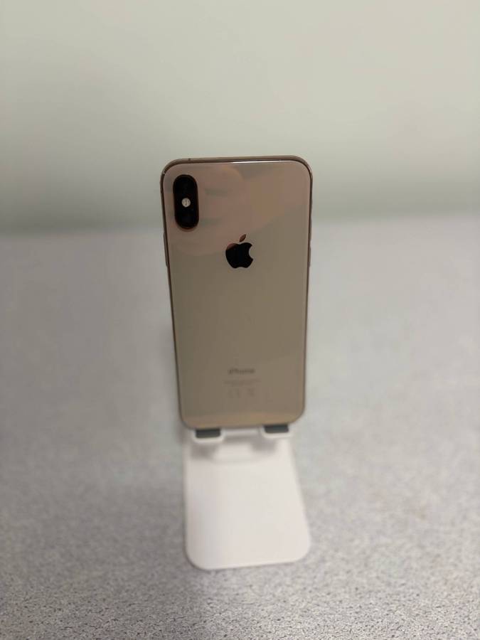  iPhone XS 256GB Rose Gold  Great Condition (Camera Fault) + Cover & New Charger