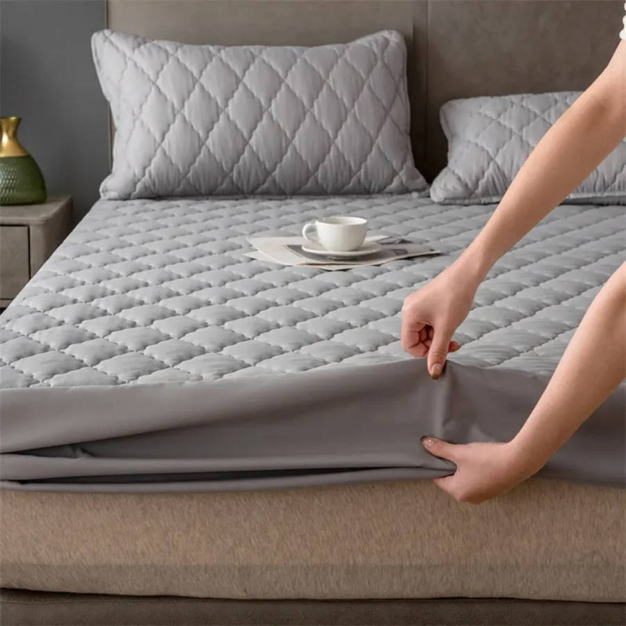 3 pieces mattress Protector queen size grey color