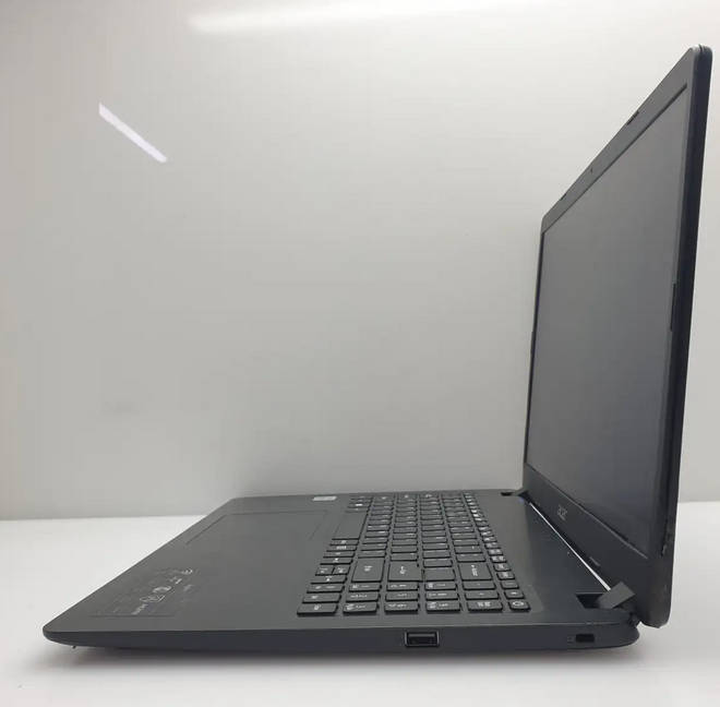 Acer Aspire 3 Core i5 10th Gen 20GB RAM DDR4 512GB NVME (READ DESCRIPTION)