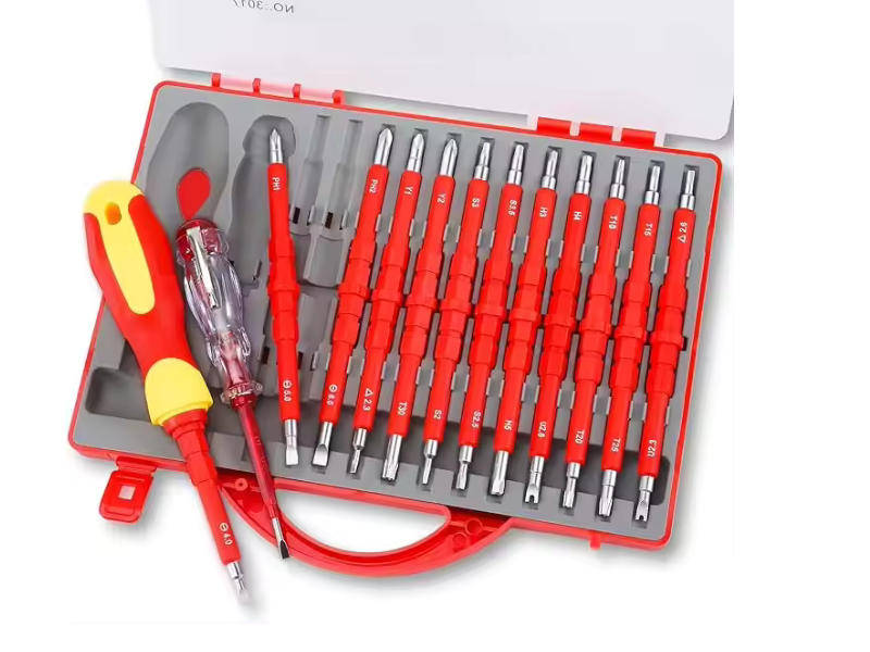 ES Electrician Magnetic Insulated Screwdriver/Torx 26 in 1 set with case-1 Latch broken as in pics