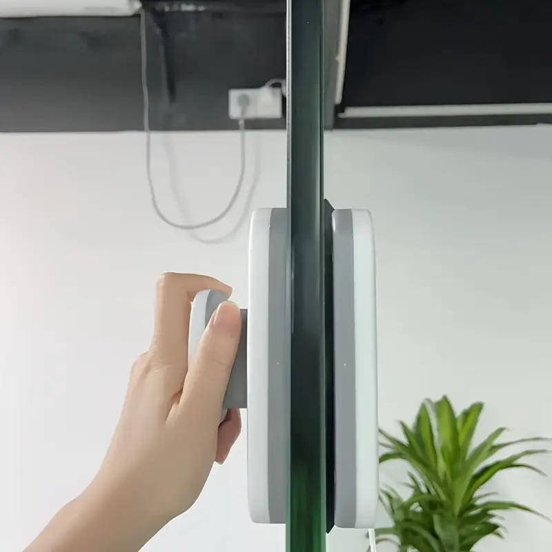 1pc Double-Sided Magnetic Window Cleaning Brush