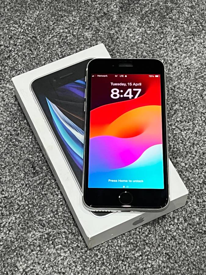 iPhone SE 2nd Gen 64gb