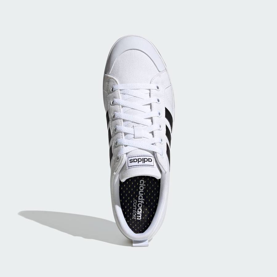 adidas Men`s BRAVADA Cloud White / Core Black FV8086 Size UK 11 (SA 11)
