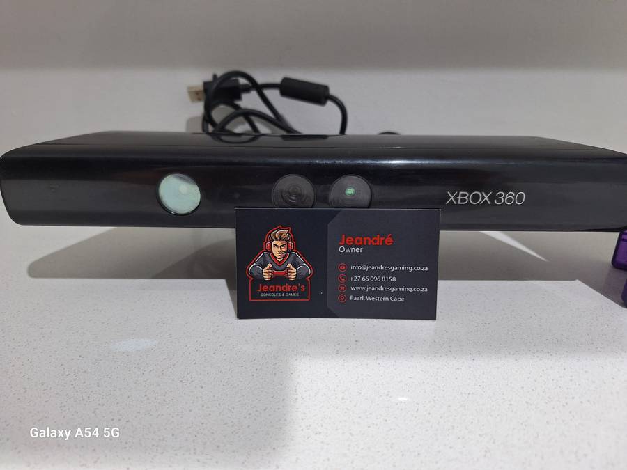 Kinect Sensor with Kinect Adventures Game (XBOX 360) / XBOX 360 KINECT WITH GAME - 14 DAYS WARRANTY!