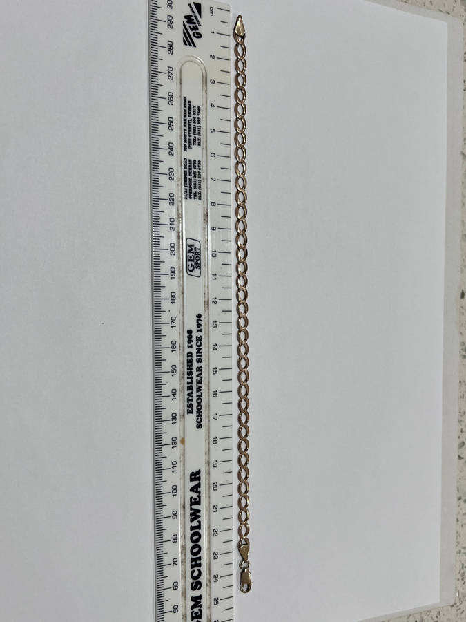 9 CT Gold Chain - 4g - 25 cm