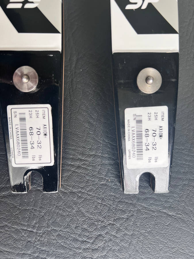 PROFESSIONAL RECURVE BOW LOT FOR BEGINNER - ADULT - RIGHT HAND