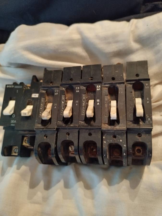 bargain bin mixed lot of electrical breakers