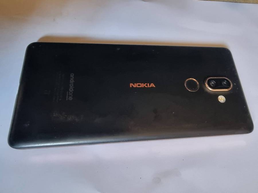 NOKIA 7 Plus 64GB Smartphone 4GB Ram Andriod 10*