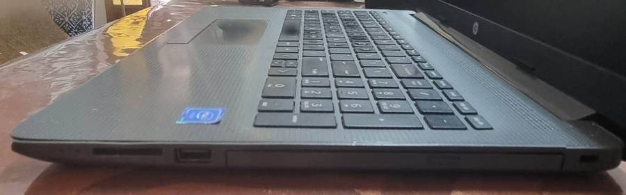 Super  bargain HP Intel Celeron N4000  500GB  hhd 8gb ram 64bit Windows 10
