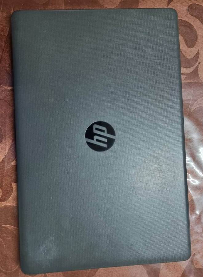 Super  bargain HP Intel Celeron N4000  500GB  hhd 8gb ram 64bit Windows 10