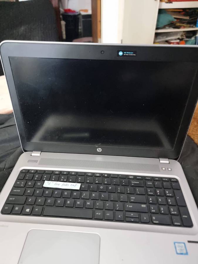 HP Proboo 450 04 1TB hhd 8gb ram 64bit Windows 10