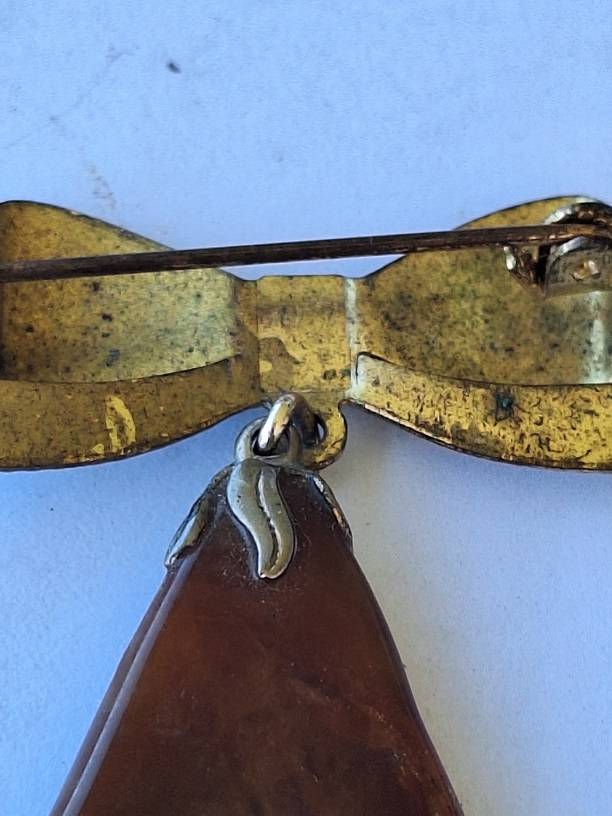 Semi precious stone brooch