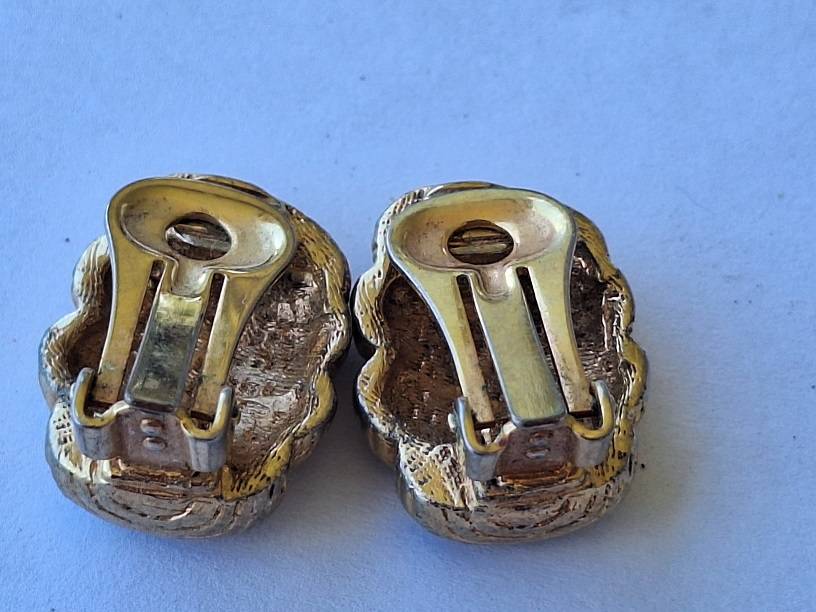 Clip on earrings