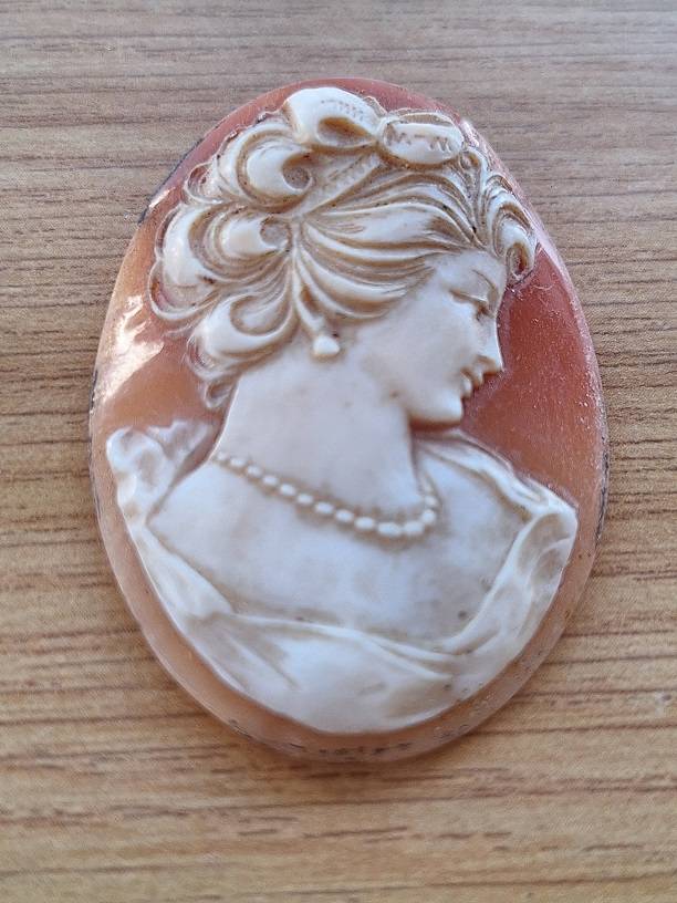 Vintage Cameo unmounted