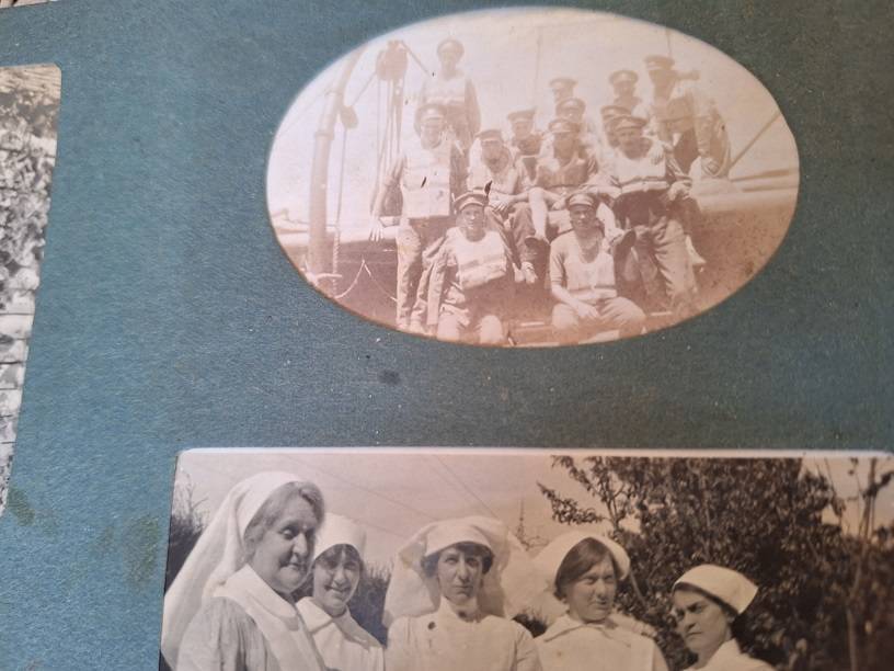 Antique photos from 1918 in album