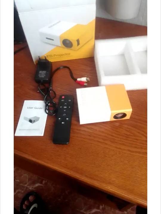 PlayStation 2 + Projector